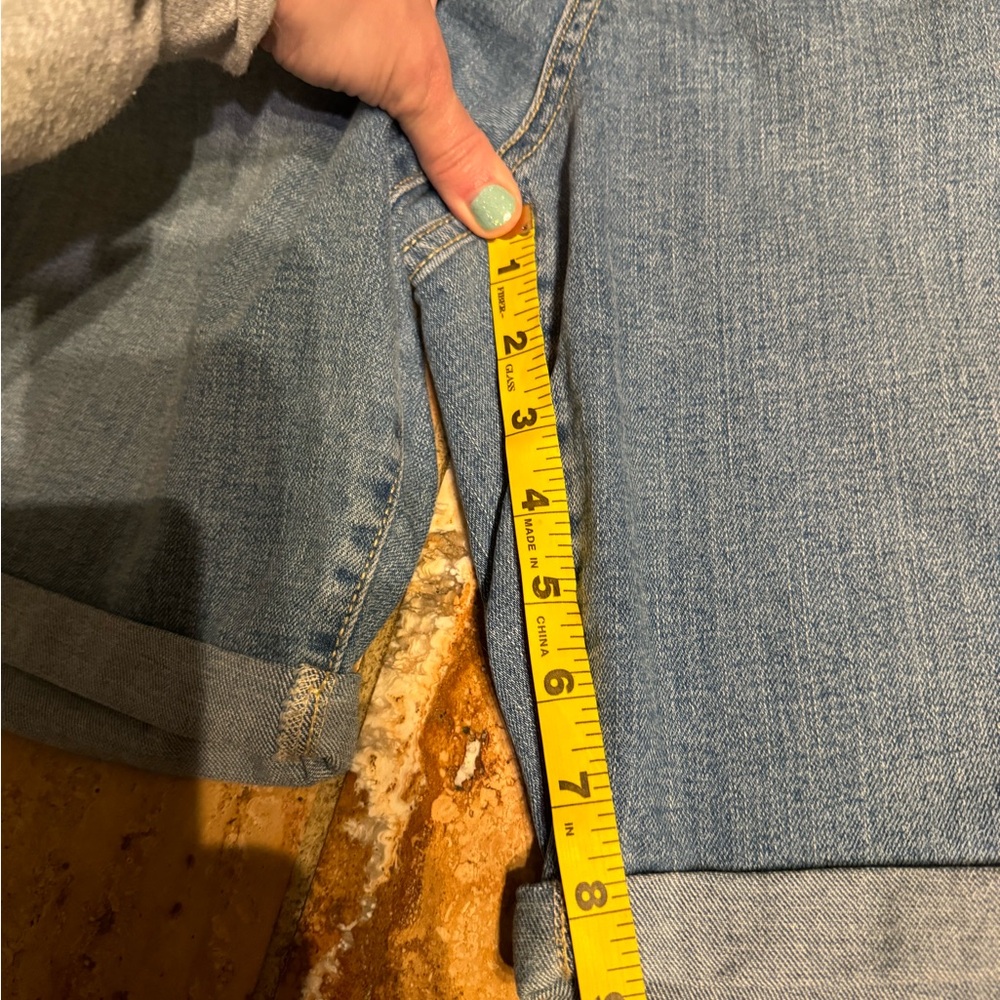 Old Navy Shorts - Picture 5 of 6